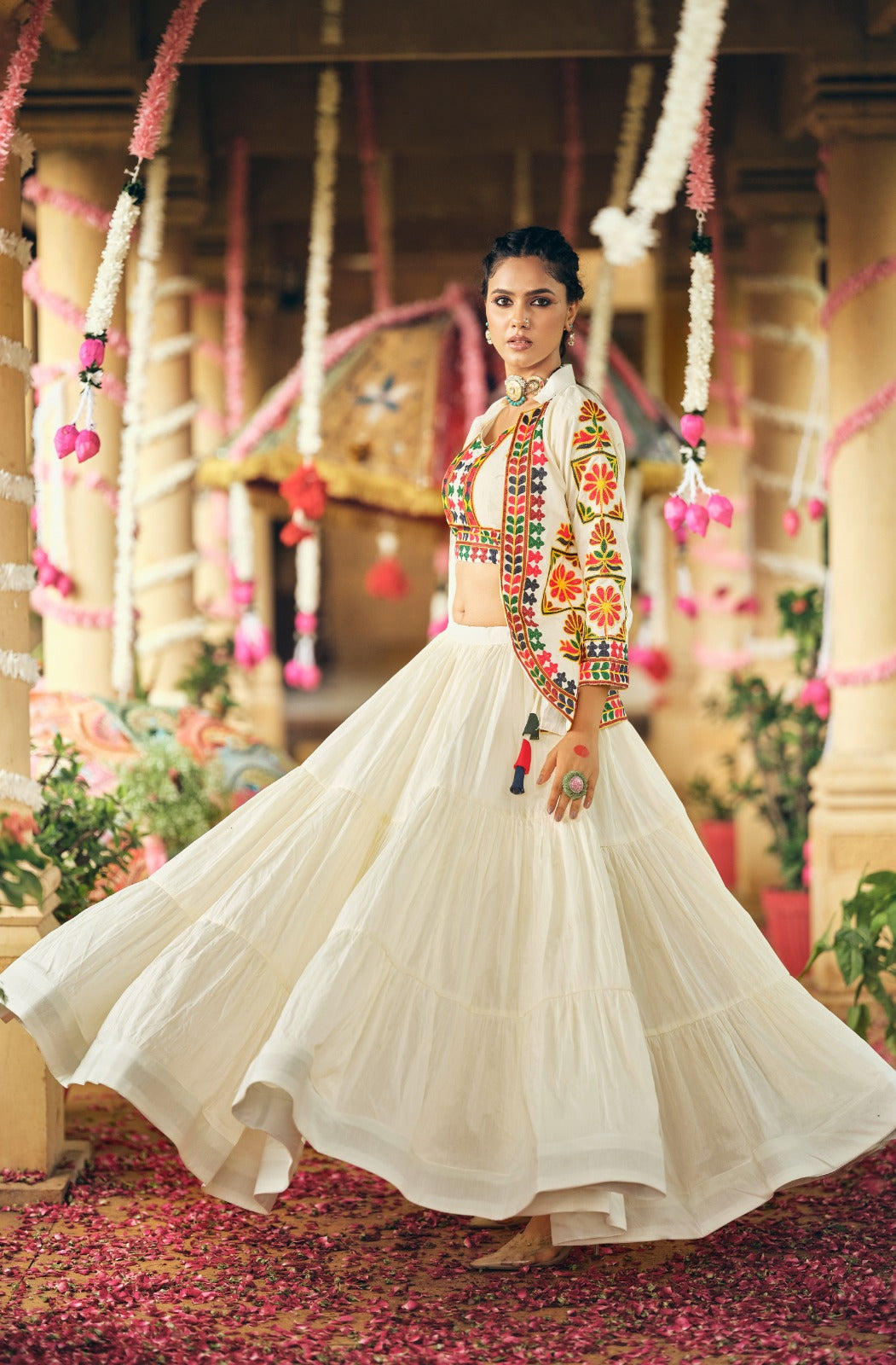 EXCLUSIVE REAL MODELING LEHENGA, BLOUSE & KOTI SET