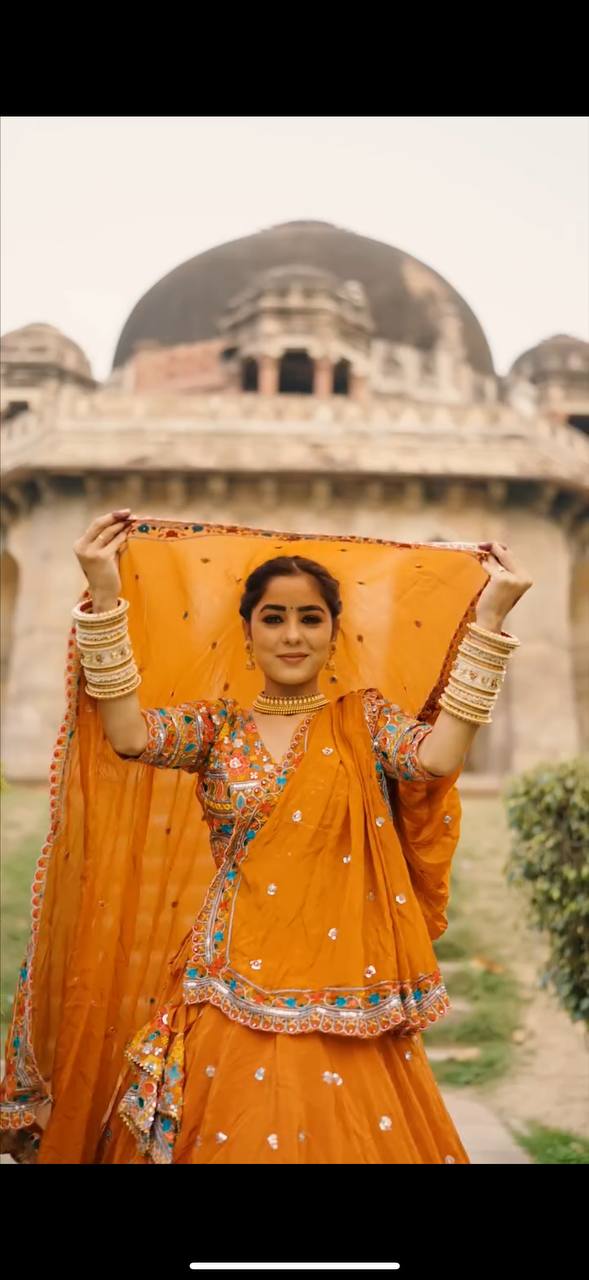 Lehenga Set With Choli