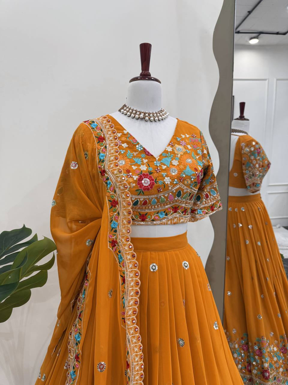 Lehenga Set With Choli