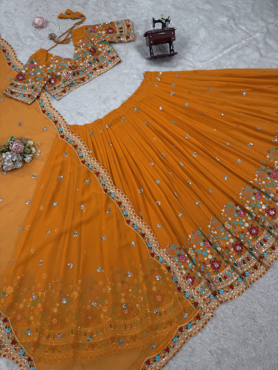 Lehenga Set With Choli