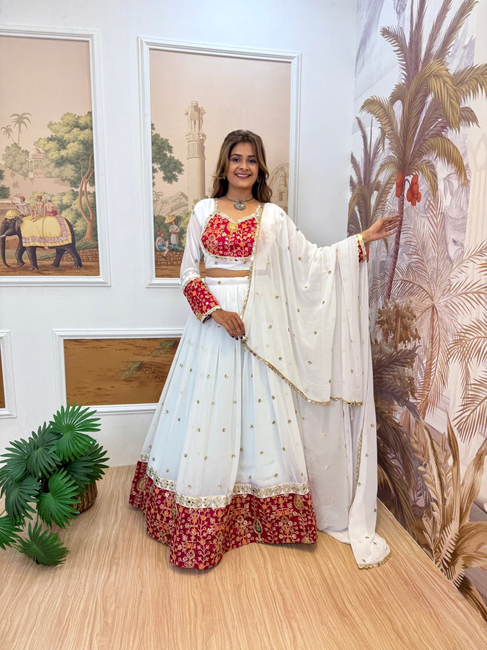 HERE, OUR EXCLUSIVE REAL MODELING LEHENGA, BLOUSE & DUPATTA SET | KRUSHI LIFE STTLE