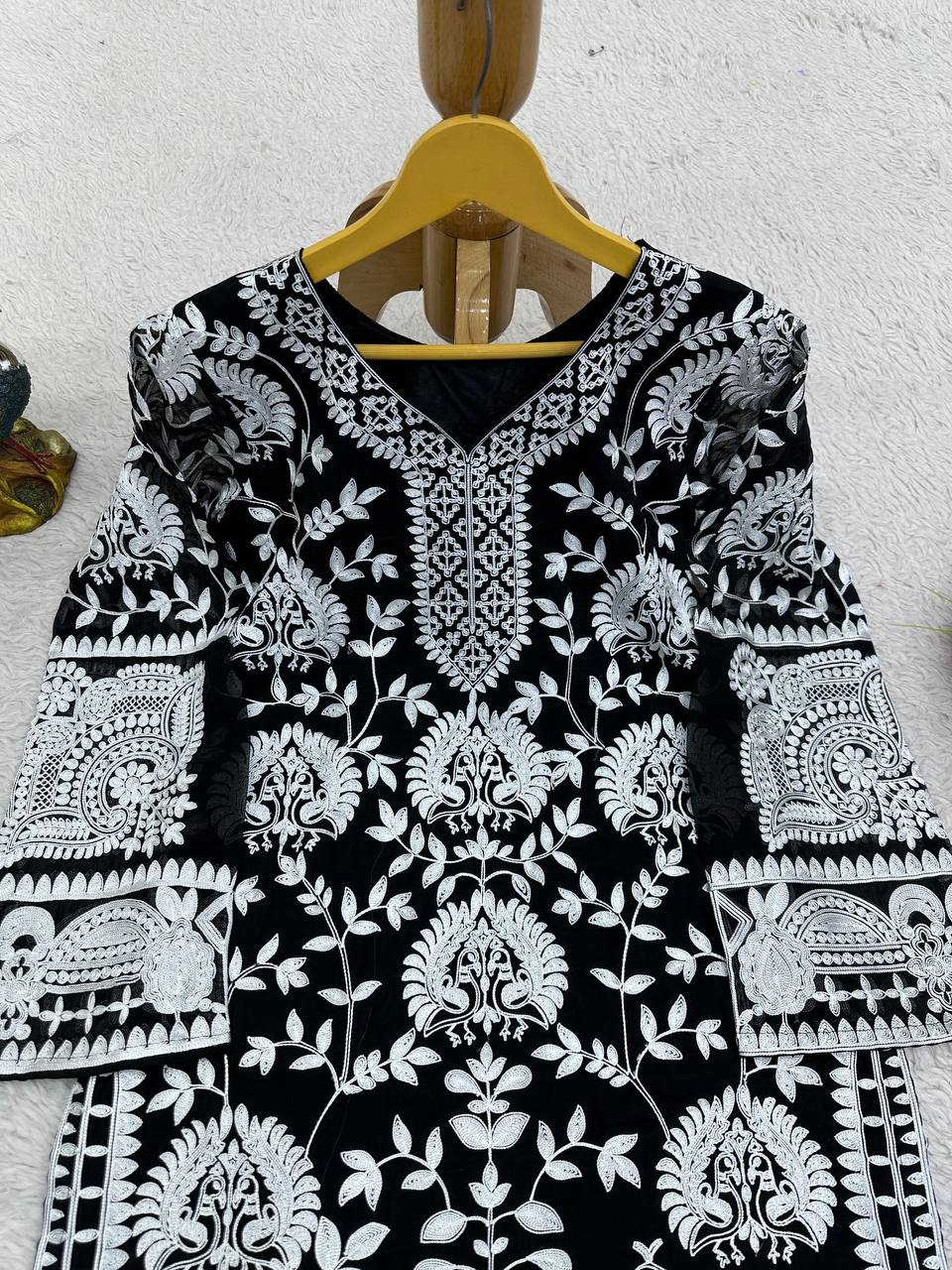 "Royal Black Threadwork Kurta with Pant| Krushi Life Style  "