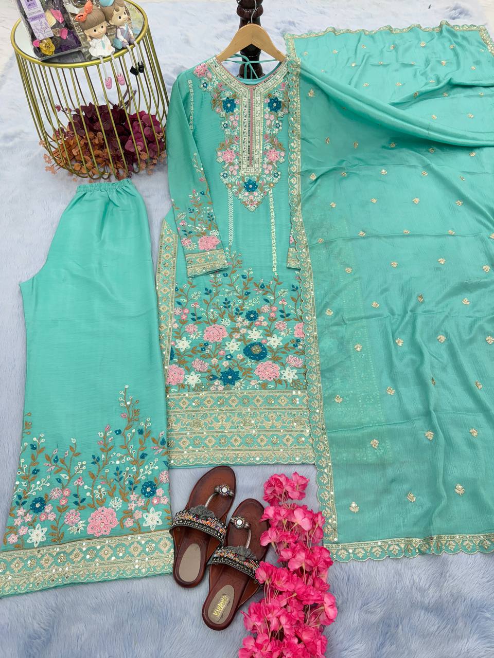"Launching New 🦋 Đěsigner Party Wear Look Pur Chinon Silk Top Plazzo & Dupatta Set"
