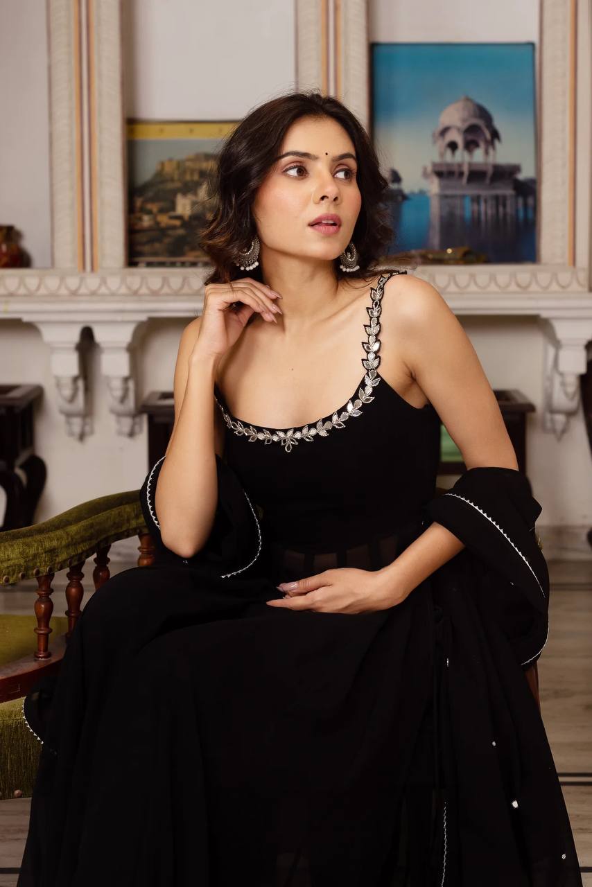 "Black Pearl Traditional Outfit | Krushi Life Style"