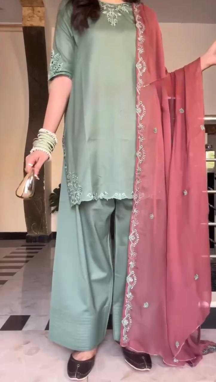 "Elegant Pastel Green Traditional Outfit with Contrasting Dupatta"