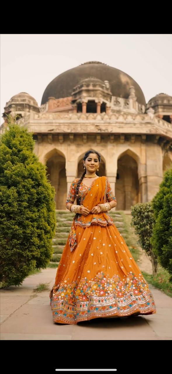 Lehenga Set With Choli