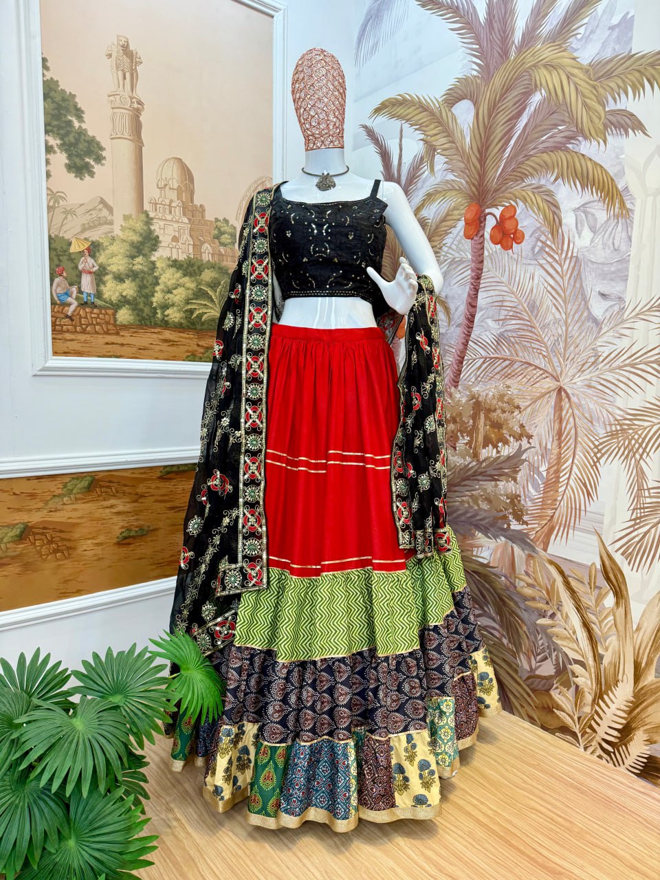EXCLUSIVE REAL MODELING LEHENGA, BLOUSE & DUPATTA SET