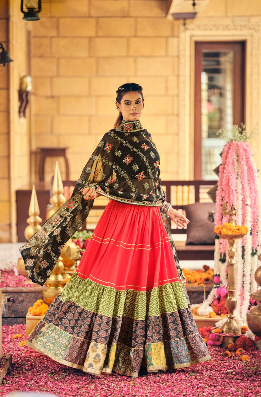 EXCLUSIVE REAL MODELING LEHENGA, BLOUSE & DUPATTA SET