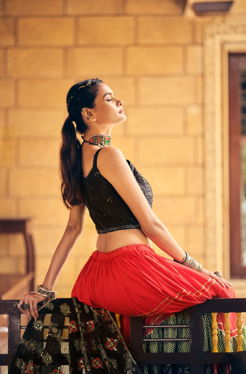 EXCLUSIVE REAL MODELING LEHENGA, BLOUSE & DUPATTA SET