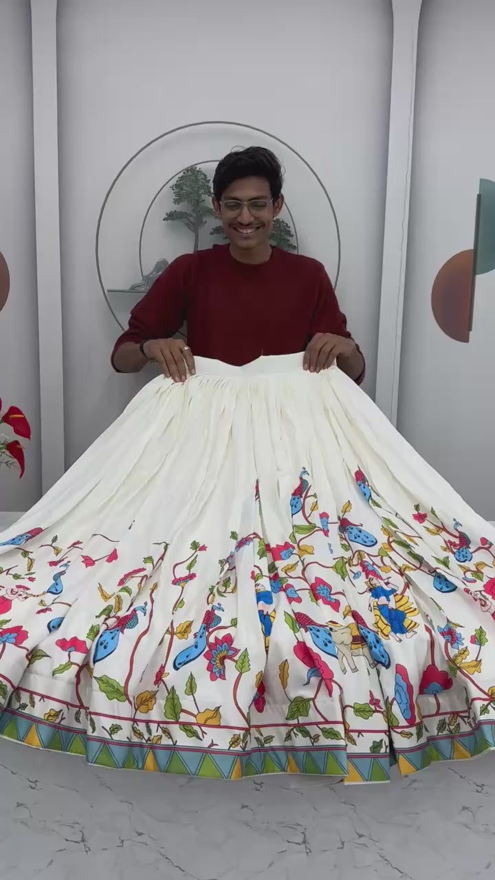avratri Special Lehenga Choli With 6 Meter Heavy Flair