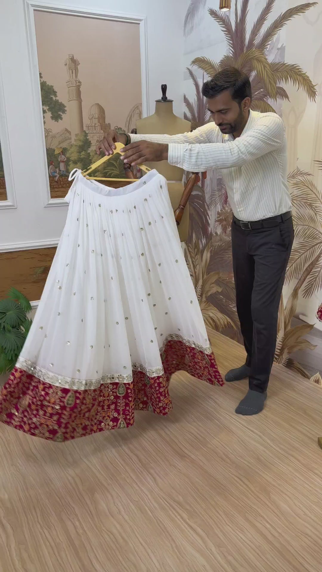 HERE, OUR EXCLUSIVE REAL MODELING LEHENGA, BLOUSE & DUPATTA SET | KRUSHI LIFE STTLE